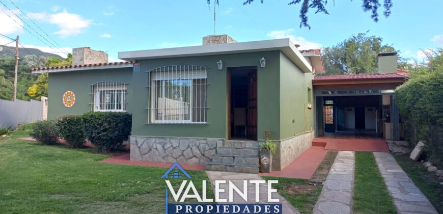 PISCINA Y 4 DORM – VILLA EDEN LA FALDA