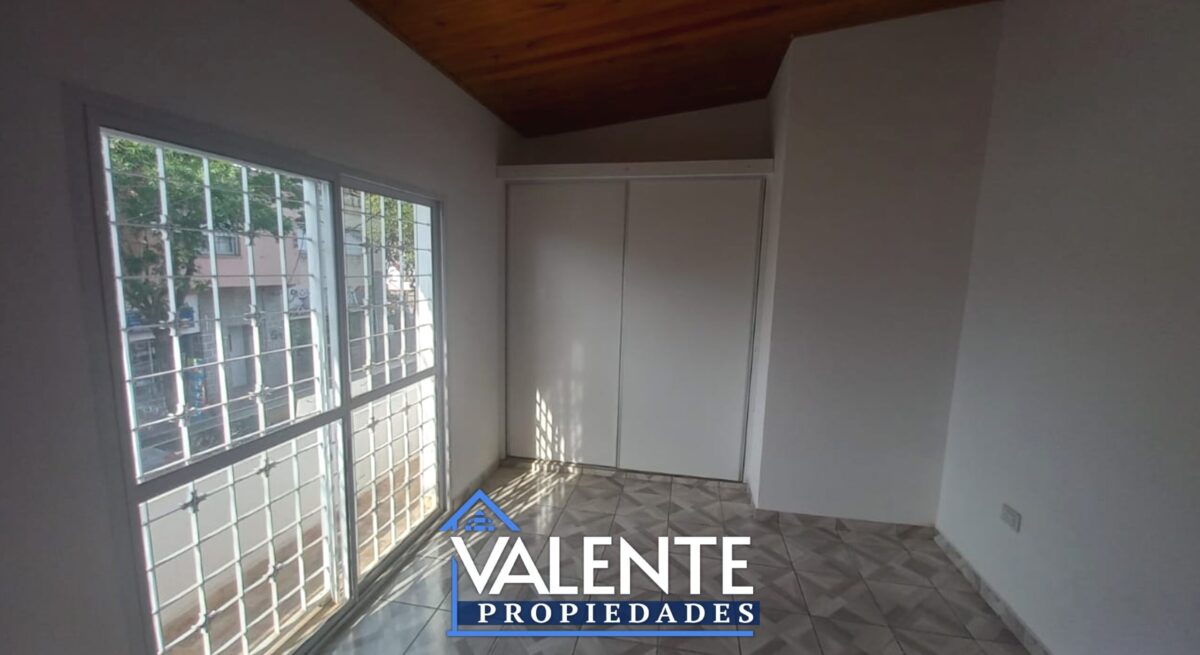 9 DE JULIO LA FALDA CENTRO – UNIDAD II PLANTA ALTA