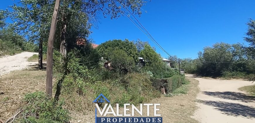 LOTE ESQUINA EN LA FALDA – A METROS DE AV. ITALIA