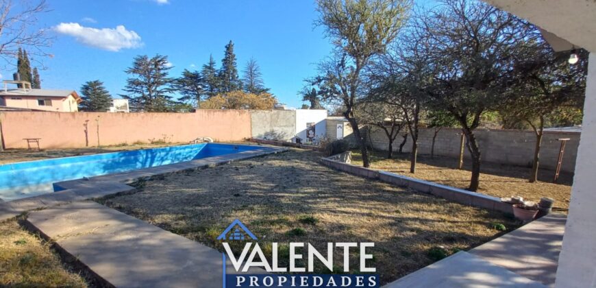 OPORTUNIDAD CHALET 3DORM/ 2 BAÑOS/ PISCINA – HUERTA GRANDE