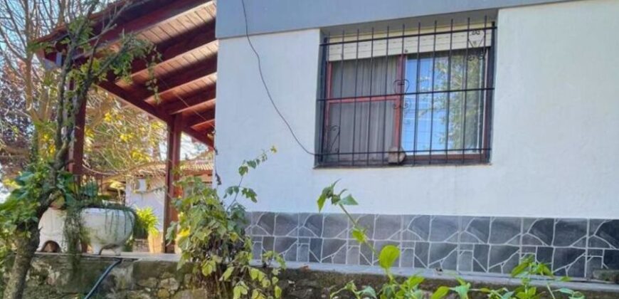 CASA CON DEPARTAMENTO LA FALDA