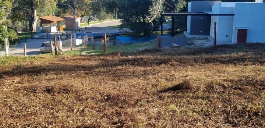 ESPECTACULAR LOTE CON FRENTE DE 30MTS – HUERTA GRANDE