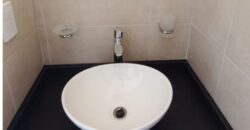 BELLA CASA MINIMALISTA A ESTRENAR