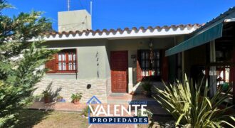 ENCANTADORA CASA ¡LISTA PARA HABITAR! – LA FALDA