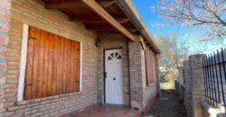 PINTORESCO CHALET DE LADRILLO VISTO – LA CUMBRE