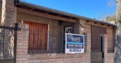 PINTORESCO CHALET DE LADRILLO VISTO – LA CUMBRE