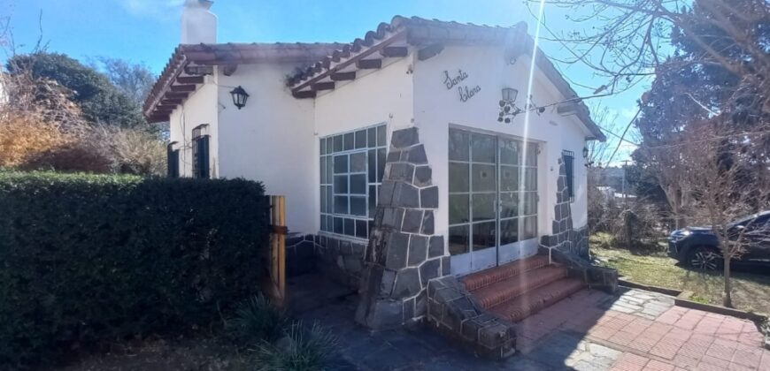 ÁMPLIO CHALET TRADICIONAL – VALLE HERMOSO
