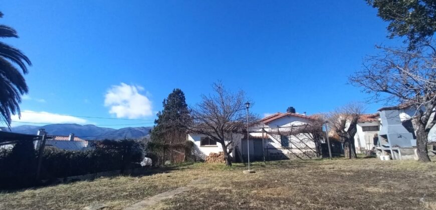 ÁMPLIO CHALET TRADICIONAL – VALLE HERMOSO