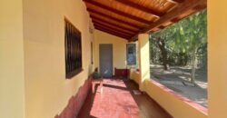 CHALET CON TRES DORMITORIOS – HUERTA GRANDE