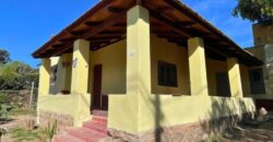 CHALET CON TRES DORMITORIOS – HUERTA GRANDE