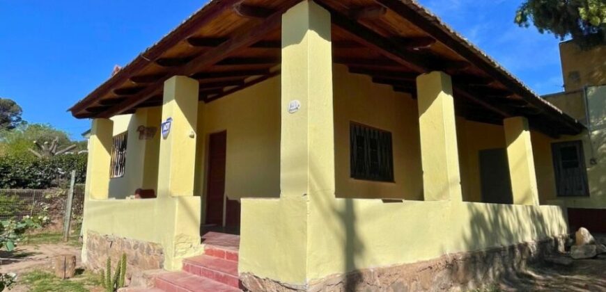CHALET CON TRES DORMITORIOS – HUERTA GRANDE