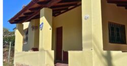 CHALET CON TRES DORMITORIOS – HUERTA GRANDE