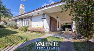 PINTORESCO CHALET TRADICIONAL “SUSSY” – VILLA EDÉN