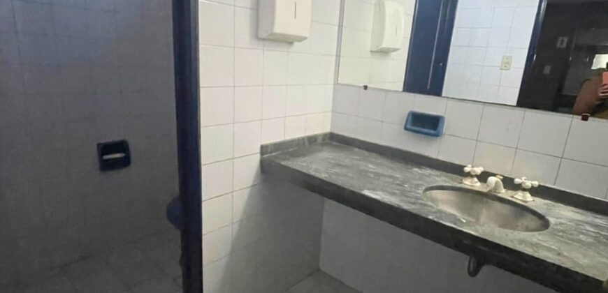 SALÓN COMERCIAL CÉNTRICO EN ALQUILER – LA FALDA