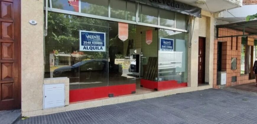 AMPLIO LOCAL COMERCIAL CÉNTRICO – VALLE HERMOSO