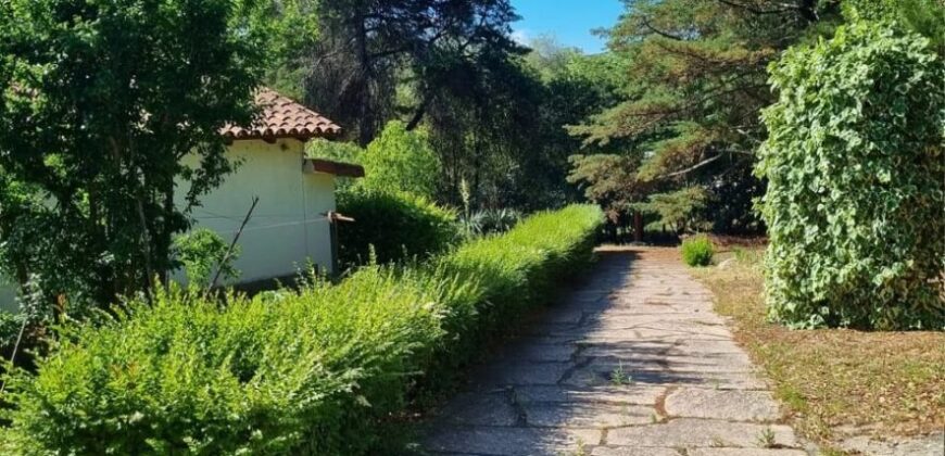 CHALET “EL DESCANSO” ESPECTACULAR CASA QUINTA DE ESTILO TRADICIONAL