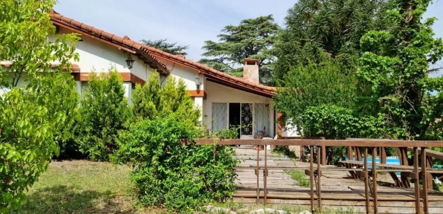 CHALET “EL DESCANSO” ESPECTACULAR CASA QUINTA DE ESTILO TRADICIONAL