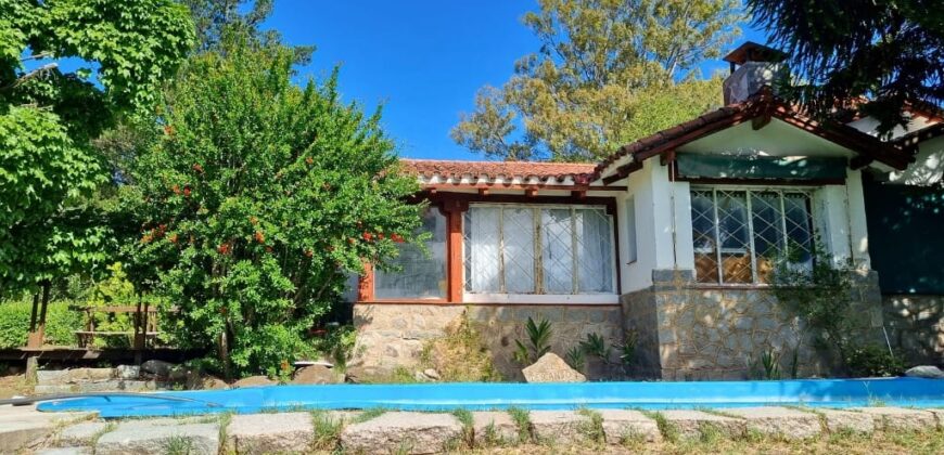 CHALET “EL DESCANSO” ESPECTACULAR CASA QUINTA DE ESTILO TRADICIONAL